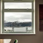 Fjord-view * Ålesund