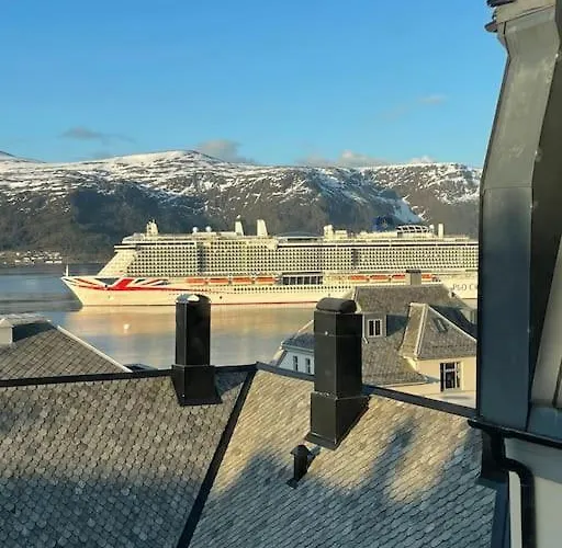 Fjord-view * Ålesund