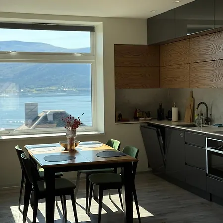 Fjord-view * Ålesund